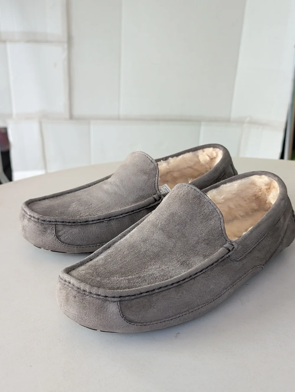 UGG Men's Gray Fur-Lined Slip-On Loafers Shoes SZ 12 Soft Comfy Cozy Like New